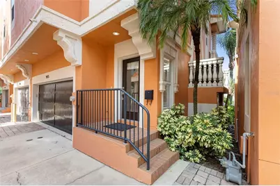 905 Villa Venicia Way, Tampa, FL 33606 - Photo 43