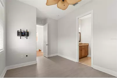 905 Villa Venicia Way, Tampa, FL 33606 - Photo 35