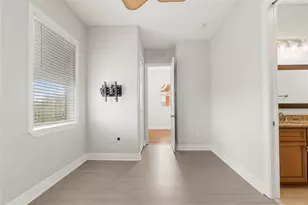 905 Villa Venicia Way, Tampa, FL 33606 - Photo 33