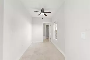 905 Villa Venicia Way, Tampa, FL 33606 - Photo 39