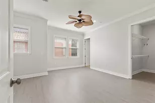 905 Villa Venicia Way, Tampa, FL 33606 - Photo 23