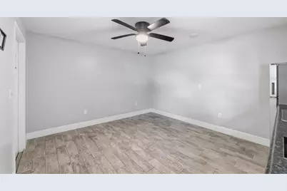 15509 Casey Rd Ext Road #B, Tampa, FL 33624 - Photo 5