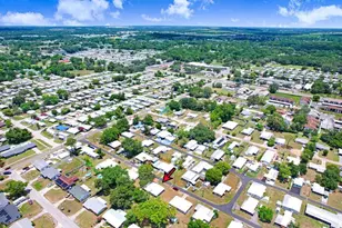 39038 Heath Dr, Zephyrhills, FL 33542 - Photo 27