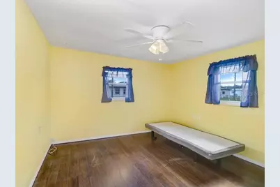 39038 Heath Drive, Zephyrhills, FL 33542 - Photo 15