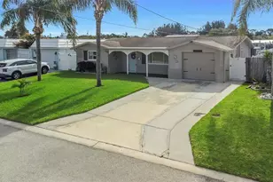 12804 2nd Isle, Hudson, FL 34667 - Photo 3