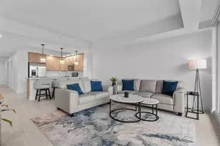 415 Island Way, Clearwater Beach, FL 33767 - Photo 17