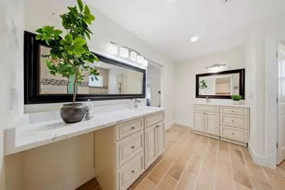 7039 Hibiscus Avenue S, South Pasadena, FL 33707 - Photo 27