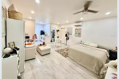 6004 Memorial Highway, Tampa, FL 33615 - Photo 11