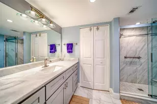 105 Island Way, Clearwater Beach, FL 33767 - Photo 43