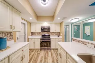 105 Island Way, Clearwater Beach, FL 33767 - Photo 33