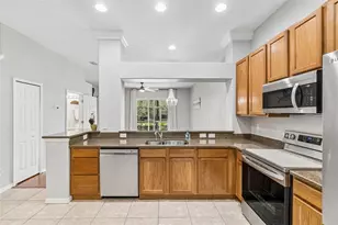 1455 Hidden Ct, Tarpon Springs, FL 34689 - Photo 5
