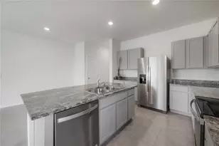 16701 Maude Dr, Wimauma, FL 33598 - Photo 11