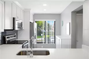 6105 Palma Del Mar Blvd S, Saint Petersburg, FL 33715 - Photo 5