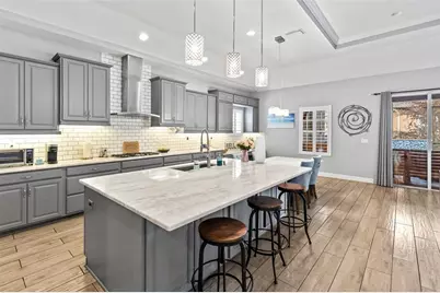 5805 Watercolor Drive, Lithia, FL 33547 - Photo 5