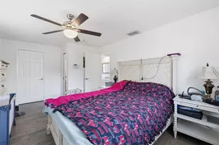 8952 Narcissus Ave, Seminole, FL 33777 - Photo 15