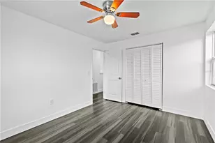 2141 Upton Ct S, Saint Petersburg, FL 33712 - Photo 45