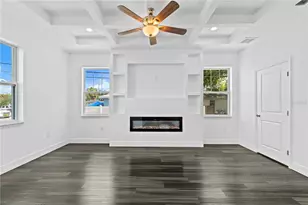 2141 Upton Ct S, Saint Petersburg, FL 33712 - Photo 27