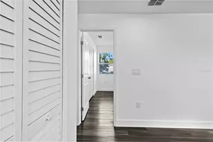 2141 Upton Ct S, Saint Petersburg, FL 33712 - Photo 37