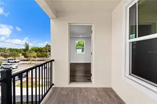 2141 Upton Ct S, Saint Petersburg, FL 33712 - Photo 5