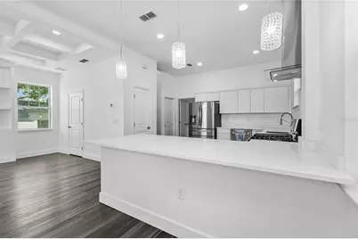 2141 Upton Court S, Saint Petersburg, FL 33712 - Photo 9