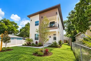 2141 Upton Ct S, Saint Petersburg, FL 33712 - Photo 1