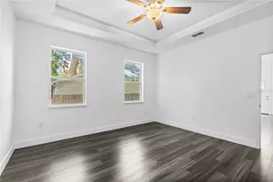 2141 Upton Ct S, Saint Petersburg, FL 33712 - Photo 17