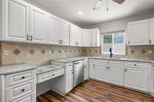 2738 Haverhill Ct, Clearwater, FL 33761 - Photo 15