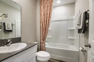 31685 Oyster Trellis Ln, Wesley Chapel, FL 33545 - Photo 19