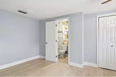 2815 N Taliaferro Avenue, Tampa, FL 33602 - Photo 11