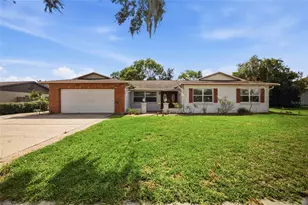 2969 Forest Cir, Seffner, FL 33584 - Photo 1
