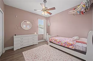 8137 Lagerfeld Dr, Land O Lakes, FL 34637 - Photo 29
