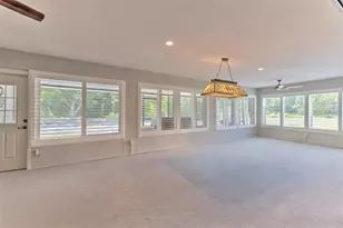 1812 New Bedford Dr, Sun City Center, FL 33573 - Photo 21