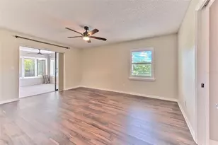 1812 New Bedford Dr, Sun City Center, FL 33573 - Photo 31