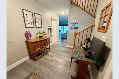 15705 Cashmere Lane, Tampa, FL 33624 - Photo 9