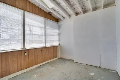 5801 7th Avenue S, Saint Petersburg, FL 33707 - Photo 17