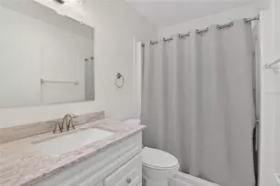 213 Glen Ellen Pl, Sun City Center, FL 33573 - Photo 27