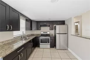 9804 N Elmer St, Tampa, FL 33612 - Photo 9