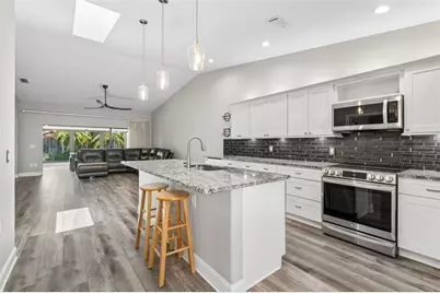 6019 Courtside Drive, Bradenton, FL 34210 - Photo 19