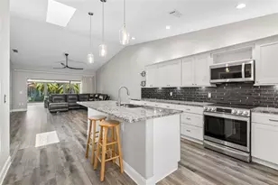 6019 Courtside Dr, Bradenton, FL 34210 - Photo 19
