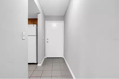 675 99th Avenue N #102, Saint Petersburg, FL 33702 - Photo 5