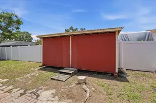 1203 W Redbud St, Plant City, FL 33563 - Photo 11