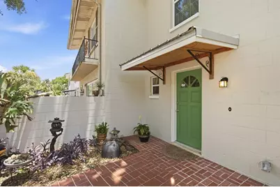10017 N 52nd Street, Tampa, FL 33617 - Photo 3