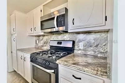 5227 81st Lane N #26, Saint Petersburg, FL 33709 - Photo 3