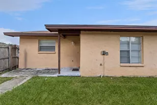1048 Buccaneer Dr, Lakeland, FL 33801 - Photo 1