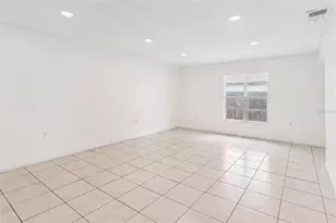 1048 Buccaneer Dr, Lakeland, FL 33801 - Photo 5