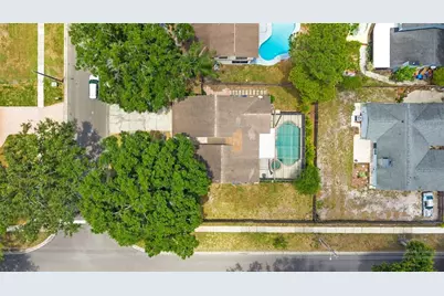 15701 Country Lake Drive, Tampa, FL 33624 - Photo 43