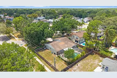 15701 Country Lake Drive, Tampa, FL 33624 - Photo 47