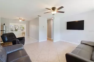 6212 Florida Cir W, Apollo Beach, FL 33572 - Photo 3