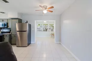 6212 Florida Cir W, Apollo Beach, FL 33572 - Photo 7