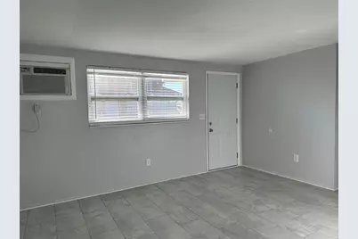 351 50th Avenue N, Saint Petersburg, FL 33703 - Photo 13